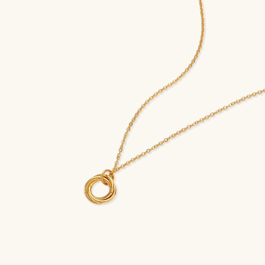 Threefold Necklace